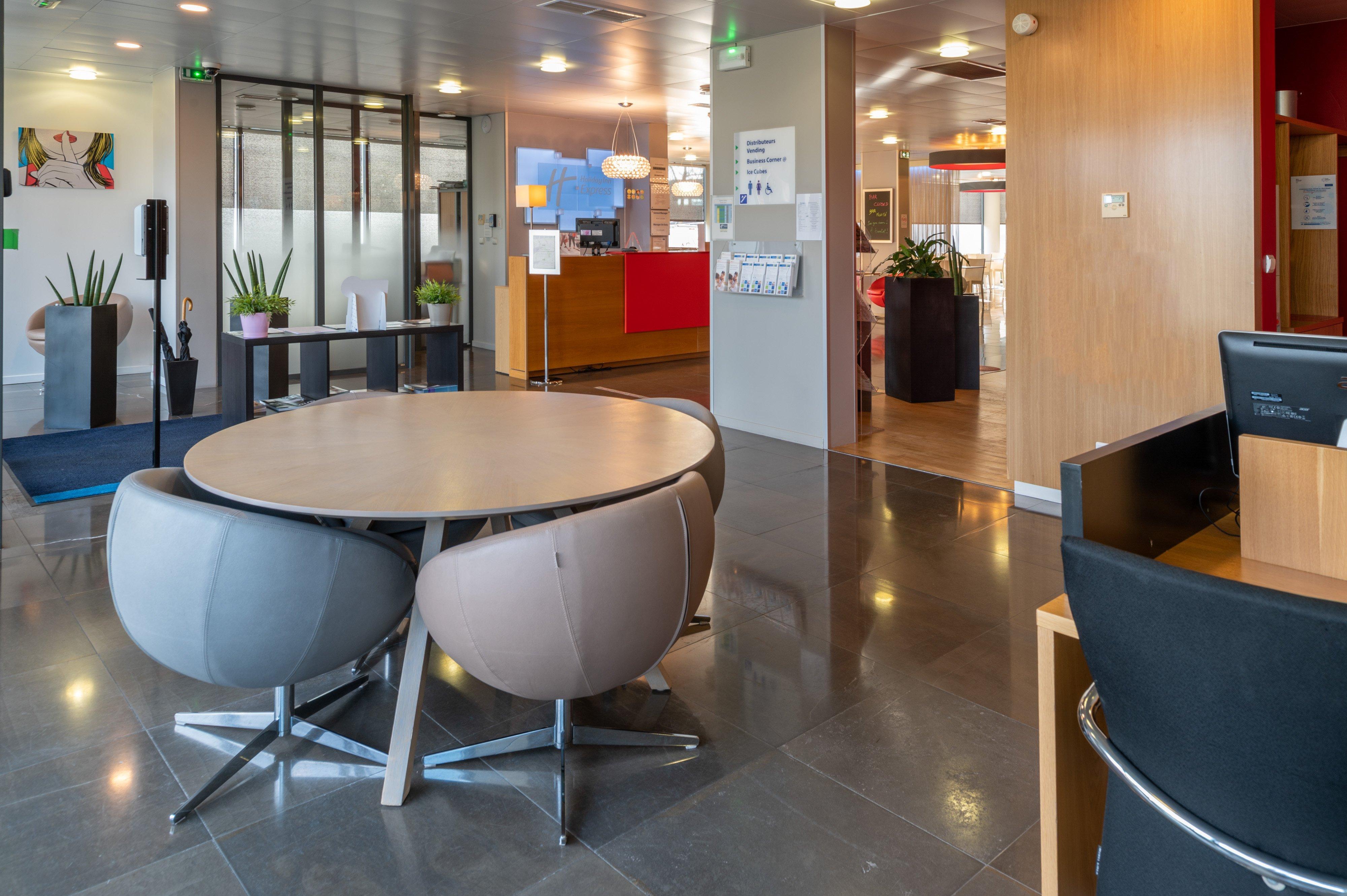 Holiday Inn Express Saint-Nazaire By Ihg Exterior foto