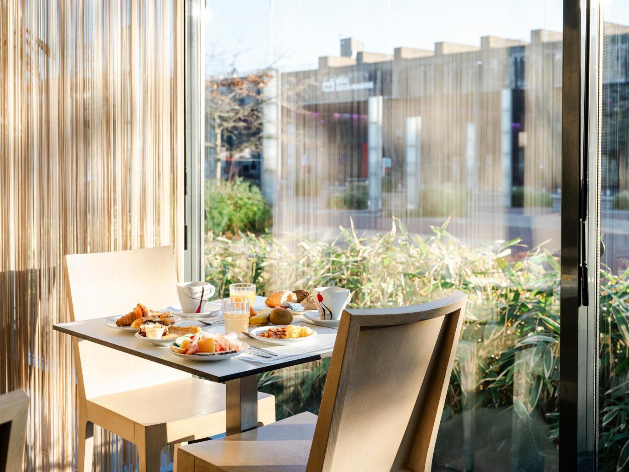 Holiday Inn Express Saint-Nazaire By Ihg Exterior foto